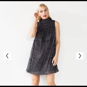 Nine West Smocked Yoke Sleeveless Shift Dress Size lg